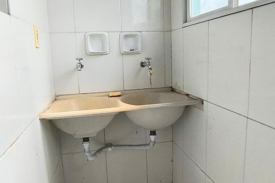 Área de serviço de apartamento para alugar com 2 quartos, 75m² em Floresta, Belo Horizonte