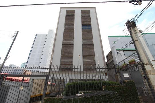 Fachada de apartamento para alugar com 1 quarto, 43m² em Indianópolis, São Paulo