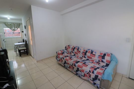 Sala de apartamento para alugar com 2 quartos, 49m² em Quitaúna, Osasco