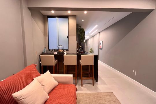Apartamento à venda com 1 quarto, 44m² em Copacabana, Rio de Janeiro