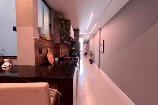 Cozinha de apartamento à venda com 1 quarto, 44m² em Copacabana, Rio de Janeiro