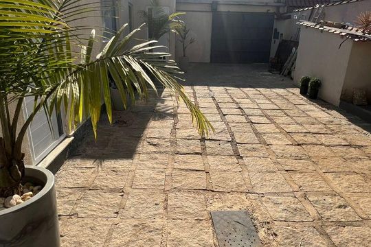 Área externa de casa para alugar com 5 quartos, 304m² em Aeroporto, Juiz de Fora