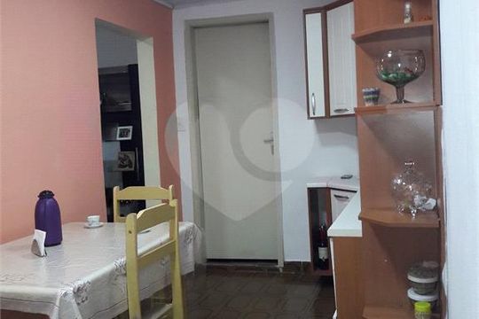 Casa à venda com 2 quartos, 100m² em Vila Serralheiro, São Paulo