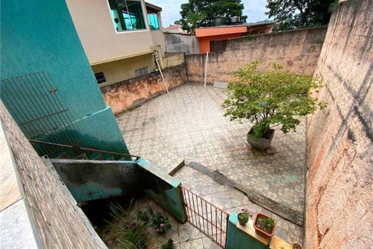 Casa à venda com 2 quartos, 72m² em Jaraguá, São Paulo