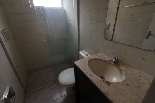 Banheiro de apartamento para alugar com 2 quartos, 72m² em Jardim Macedo, Ribeirão Preto