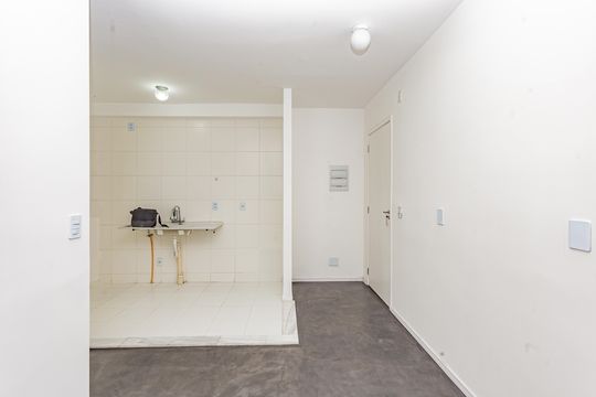 Sala de apartamento para alugar com 2 quartos, 42m² em Sacomã, São Paulo