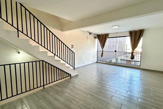 Salão  de casa para alugar com 2 quartos, 300m² em Jardim Alice, Guarulhos