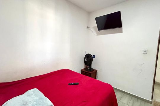 Quarto 2 de casa para alugar com 2 quartos, 300m² em Jardim Alice, Guarulhos