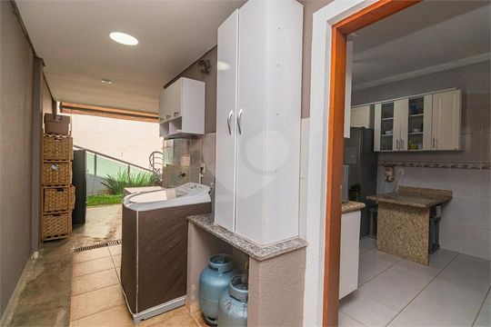 Casa à venda com 4 quartos, 200m² em Jardim Cidalia, São Paulo