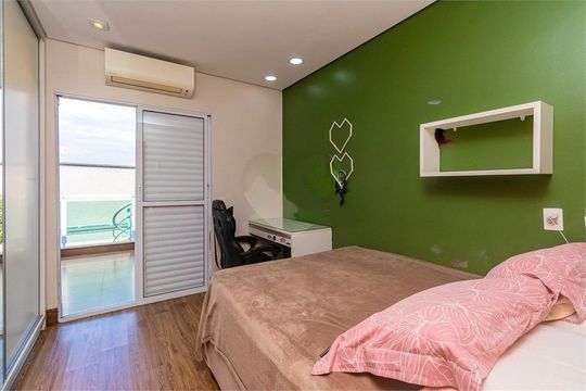 Casa à venda com 4 quartos, 200m² em Jardim Cidalia, São Paulo