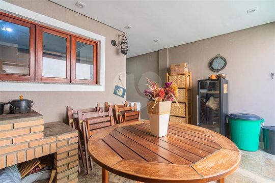 Casa à venda com 4 quartos, 200m² em Jardim Cidalia, São Paulo
