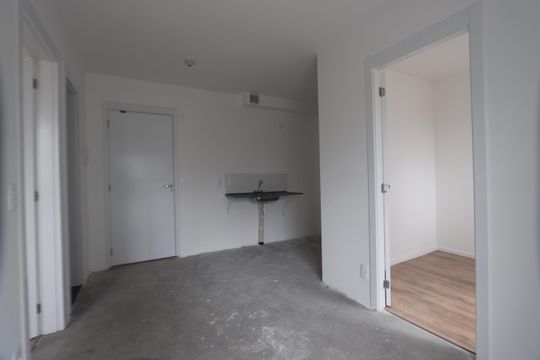 Sala de apartamento à venda com 2 quartos, 37m² em Vila Independencia, São Paulo