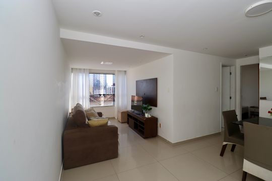 Apartamento para alugar com 2 quartos, 73m² em Jardim Armação, Salvador