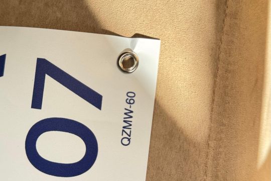 Placa de apartamento para alugar com 2 quartos, 73m² em Jardim Armação, Salvador