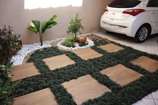 Garagem de casa à venda com 3 quartos, 132m² em Jardim Vila Formosa, São Paulo