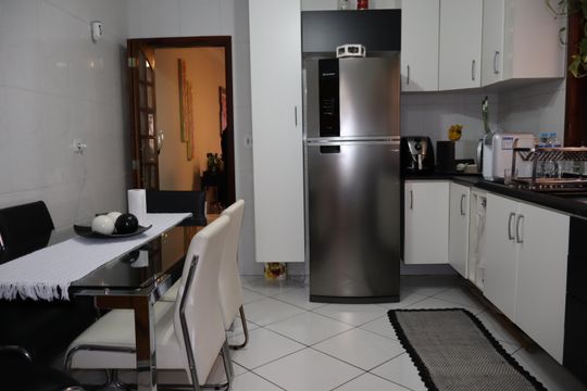 Cozinha de casa à venda com 3 quartos, 132m² em Jardim Vila Formosa, São Paulo