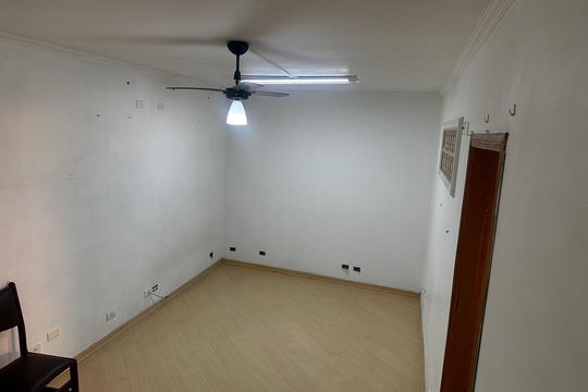 Quarto de casa para alugar com 1 quarto, 40m² em Vila Paulista, São Paulo
