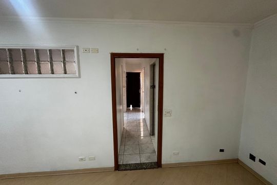 Quarto de casa para alugar com 1 quarto, 40m² em Vila Paulista, São Paulo