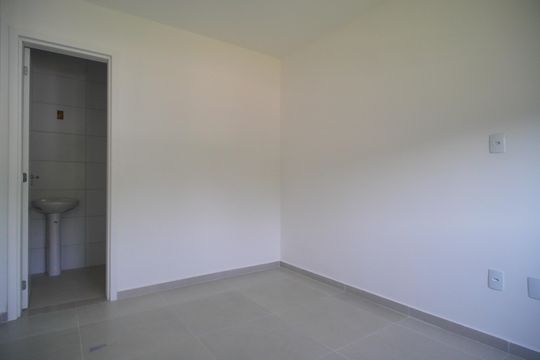 Suíte de casa à venda com 3 quartos, 57m² em Loteamento Parque Recreio, São Leopoldo