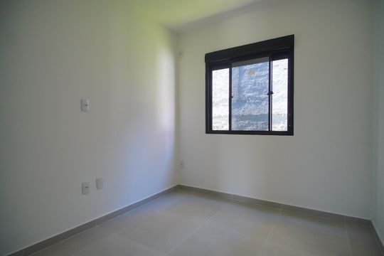 Quarto 2 de casa à venda com 3 quartos, 57m² em Loteamento Parque Recreio, São Leopoldo