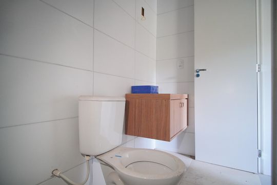 Banheiro da Suíte de casa à venda com 3 quartos, 58m² em Loteamento Parque Recreio, São Leopoldo