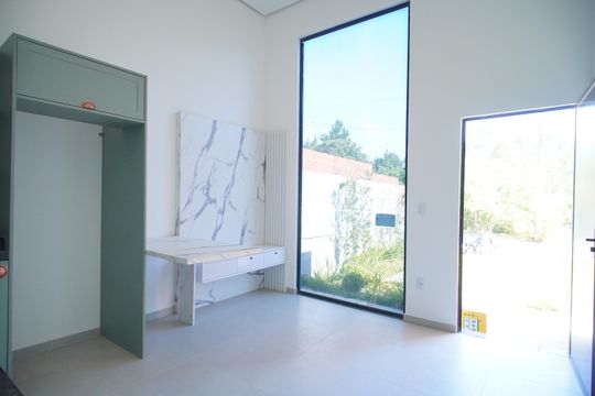 Sala/Cozinha de casa à venda com 3 quartos, 58m² em Loteamento Parque Recreio, São Leopoldo