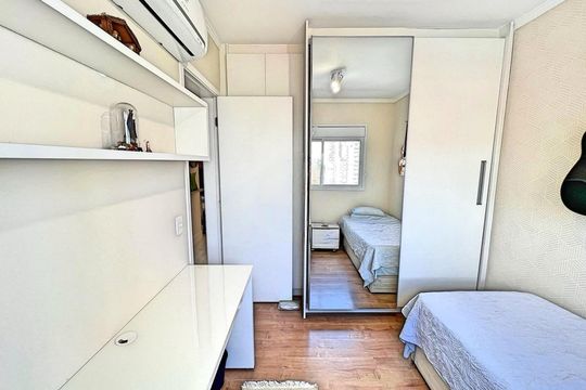 Quarto de apartamento para alugar com 3 quartos, 92m² em Bosque da Saúde, São Paulo
