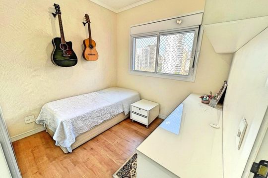 Quarto  de apartamento para alugar com 3 quartos, 92m² em Bosque da Saúde, São Paulo