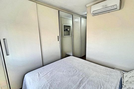 Quarto de apartamento para alugar com 3 quartos, 92m² em Bosque da Saúde, São Paulo