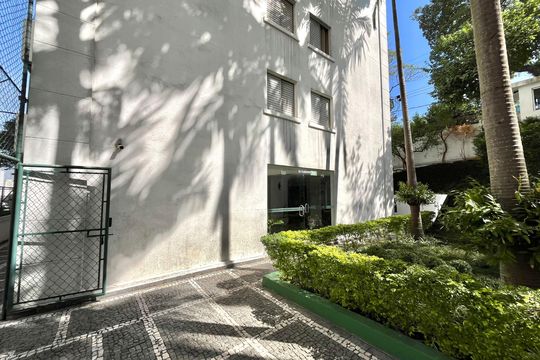 Fachada do bloco de apartamento para alugar com 2 quartos, 55m² em Parque Jabaquara, São Paulo