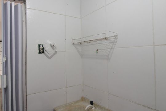 Banheiro Social de casa à venda com 1 quarto, 35m² em Jardim Leblon, Belo Horizonte