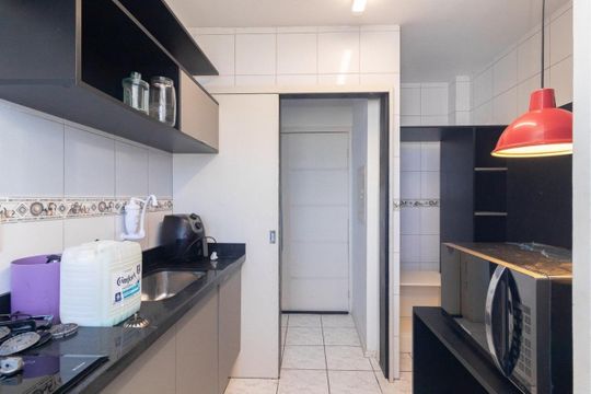 Cozinha de apartamento para alugar com 2 quartos, 63m² em Cristal, Porto Alegre