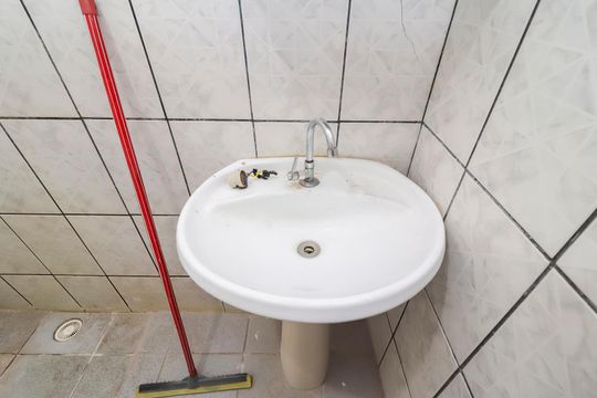 Banheiro de casa à venda com 1 quarto, 98m² em Parque Paulistano, São Paulo