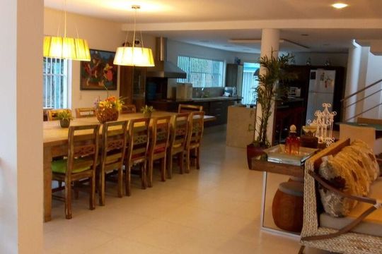 Cozinha de casa para alugar com 5 quartos, 220m² em Barra da Lagoa, Florianópolis