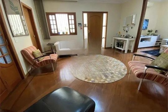 Foto 09 de casa para alugar com 3 quartos, 223m² em Vila Madalena, São Paulo
