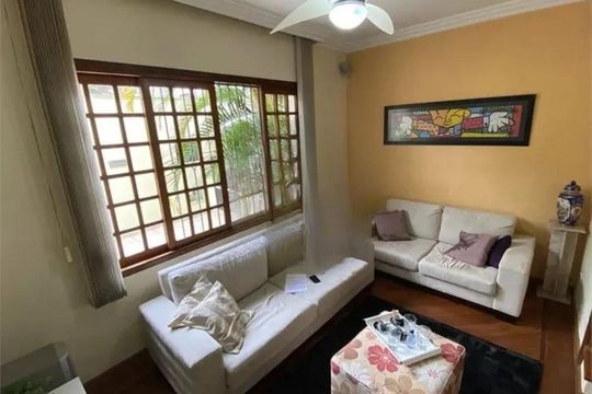 Casa para alugar com 3 quartos, 223m² em Vila Madalena, São Paulo