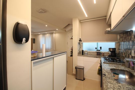 Cozinha de casa de condomínio à venda com 3 quartos, 142m² em Taquara, Rio de Janeiro