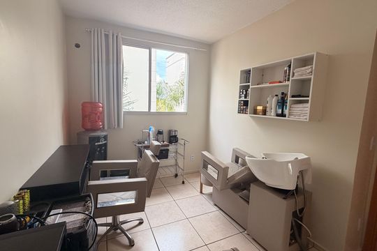 Quarto 2 de apartamento à venda com 2 quartos, 48m² em Residencial Aquários, Goiânia