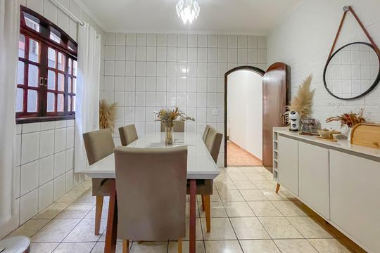 Copa e Cozinha de casa à venda com 3 quartos, 180m² em Remédios, Osasco