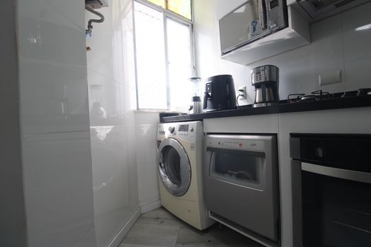 Área de serviço de apartamento à venda com 3 quartos, 60m² em Anil, Rio de Janeiro