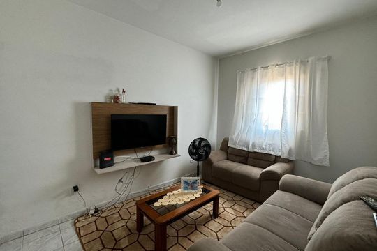 Casa para alugar com 3 quartos, 326m² em Jardim Maria Rosa, Valinhos