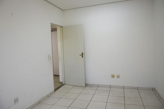 Quarto 1 de casa para alugar com 3 quartos, 60m² em Jardim Sao Judas Tadeu, Embu das Artes