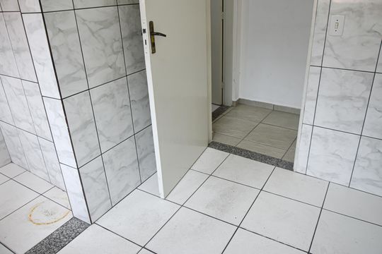 Cozinha de casa para alugar com 3 quartos, 60m² em Jardim Sao Judas Tadeu, Embu das Artes