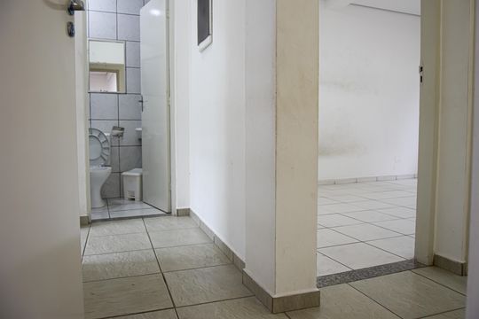 Corredor de casa para alugar com 3 quartos, 60m² em Jardim Sao Judas Tadeu, Embu das Artes