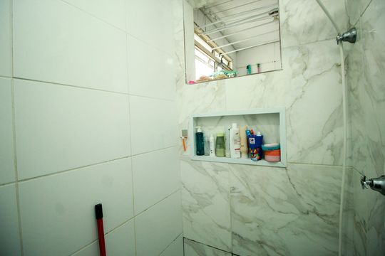 Banheiro de apartamento à venda com 2 quartos, 44m² em Alto Industrial, São Bernardo do Campo