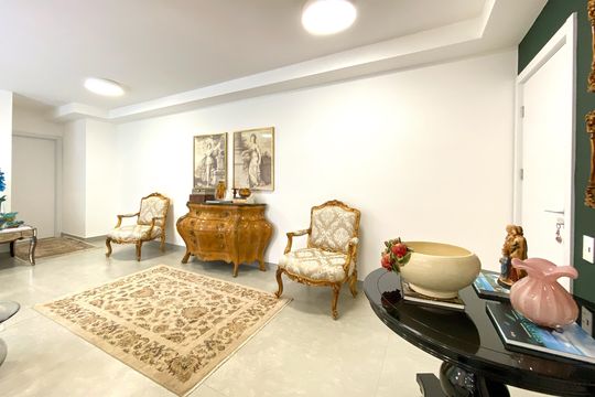 Sala de apartamento à venda com 2 quartos, 111m² em Funcionários, Belo Horizonte