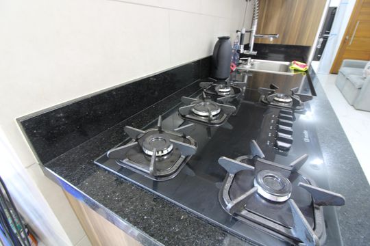 cozinha de apartamento para alugar com 2 quartos, 40m² em Jardim Nordeste, São Paulo