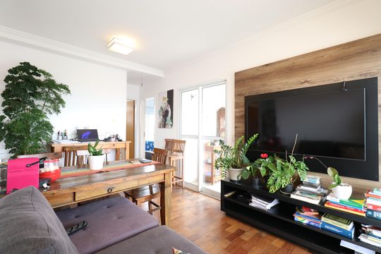 Sala de apartamento à venda com 2 quartos, 70m² em Sumarezinho, São Paulo