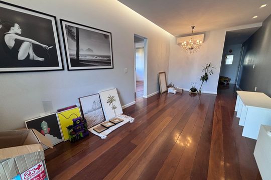 Sala de apartamento para alugar com 2 quartos, 81m² em Recreio dos Bandeirantes, Rio de Janeiro