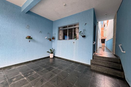 Garagem de casa à venda com 3 quartos, 218m² em Jardim Roberto, Osasco